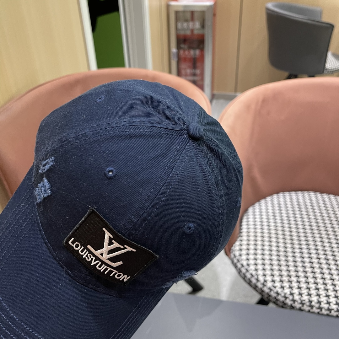 LV路易威登棒球帽🧢轻盈透气。完美版型，独家实物拍摄，男女适用