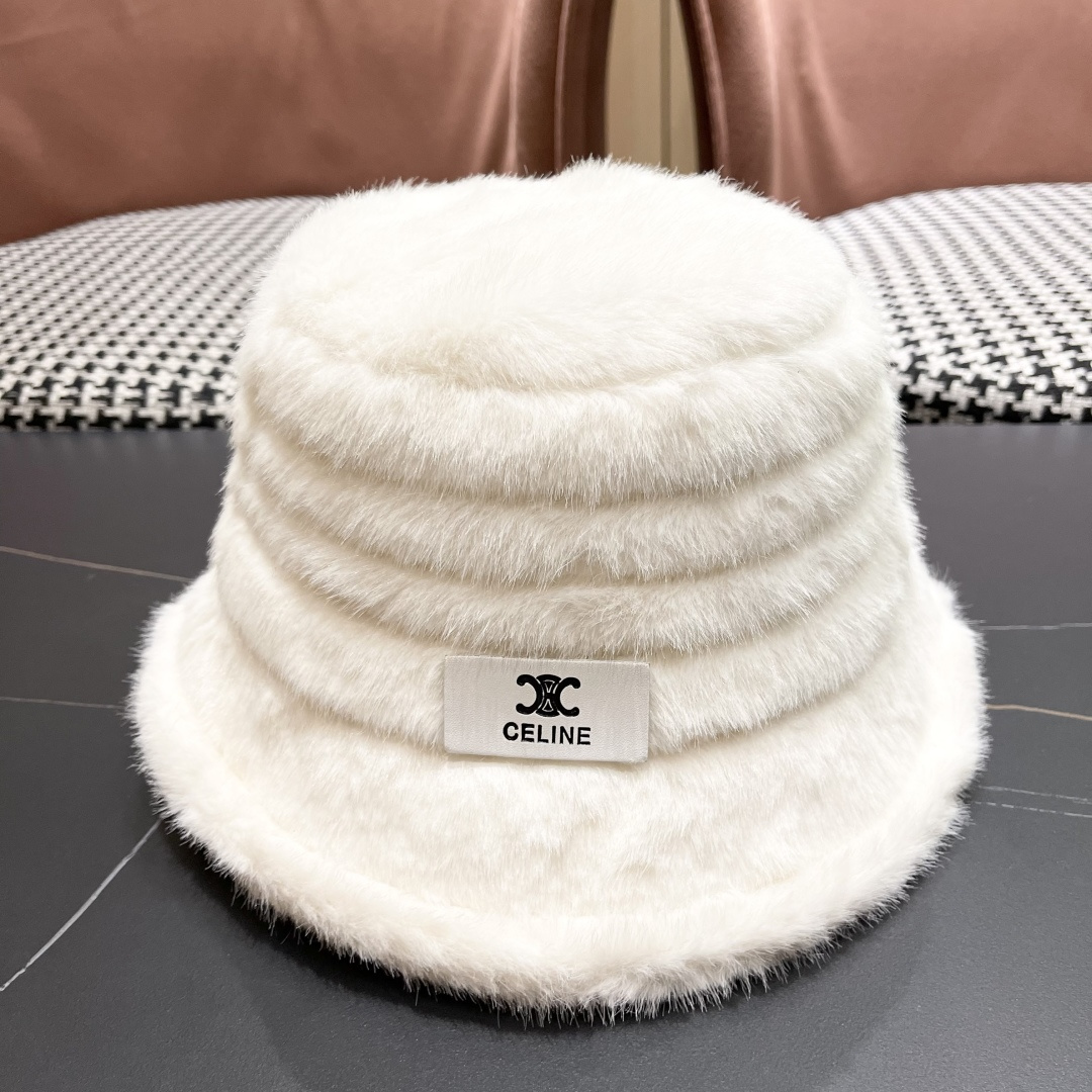 NO:553175,[CELINE Celine] New autumn and winter plush bucket hat bucket hat, simple letter elements are very easy to match, street hats bucket hat baseball cap knitted hat, hat, celine, celine, espadrilles, hats19860909【CELINE赛琳】新款秋冬毛绒绒小桶帽渔夫帽,简约字母元素超好搭配,出街单品帽子渔夫帽棒球帽针织帽,帽子,celine,celine,espadrilles,hats,hat