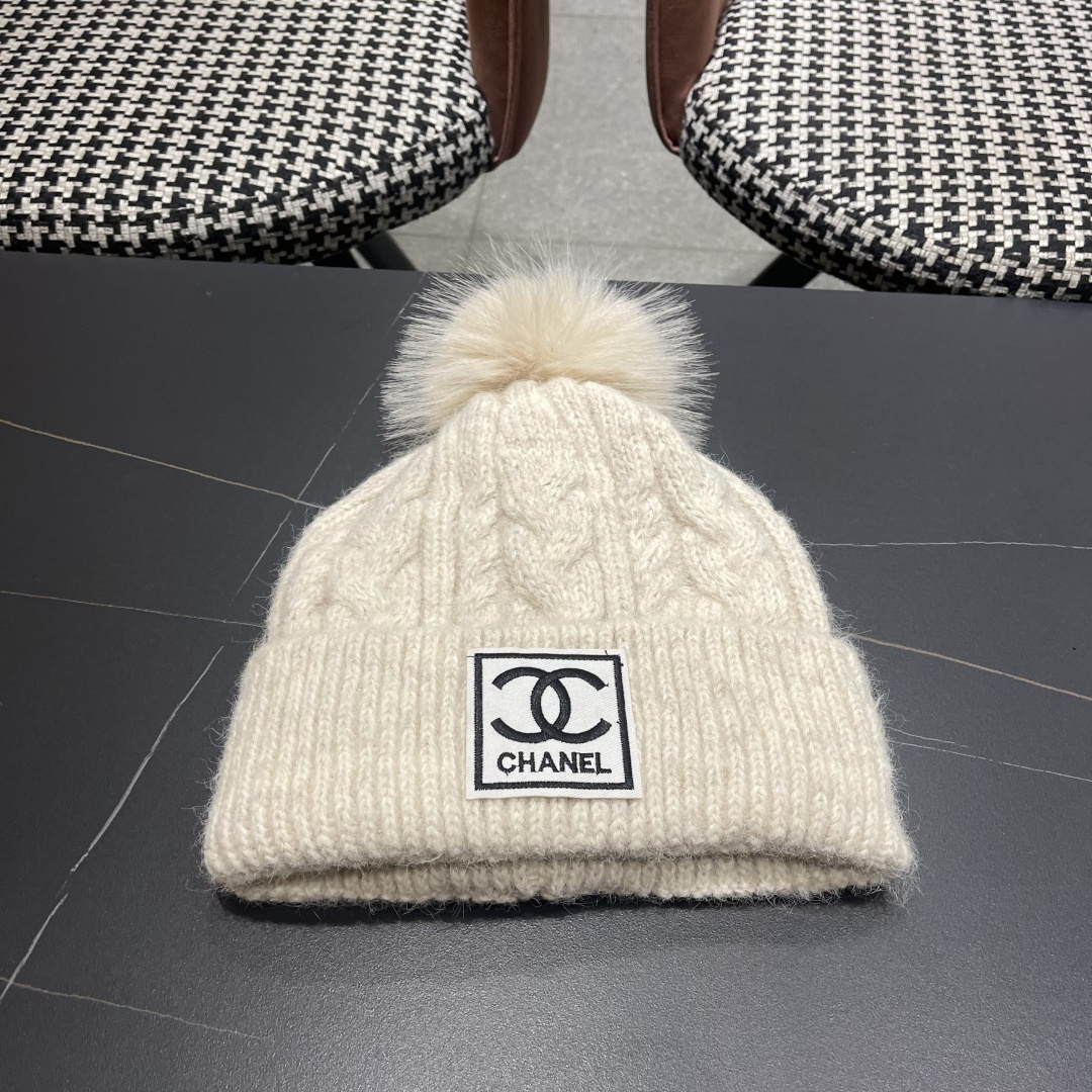 NO:579735,CHANEL Chanel's new autumn and winter wool knitted beanie is a great match when it comes to shopping!  Hats, bucket hats, baseball caps, knitted hats, hats, chanel, chanel, espadrilles, hats19860909CHANEL香奈儿 秋冬新款羊毛针织毛线帽出街超好搭配！ 帽子渔夫帽棒球帽针织帽,帽子,chanel,chanel,espadrilles,hats,hat