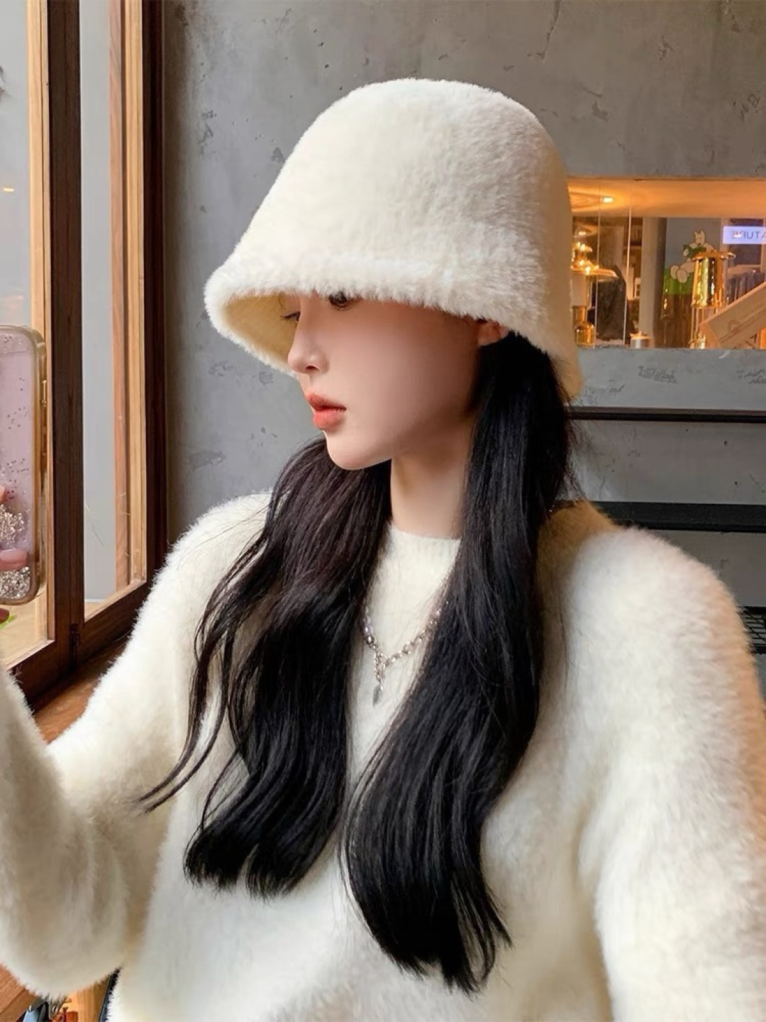 NO:580317,Celine 2025 new autumn and winter small fragrance style fisherman hat, plush and very comfortable. The big brand model is super easy to match. A hat that you can wear with your eyes closed. Fisherman hat, baseball cap, knitted hat, hat, celine, espadrilles, hats19860909赛琳 2025秋冬新款秋冬小香风款渔夫帽,毛绒绒的非常舒服 大牌款超好搭配,闭眼入的一款帽子渔夫帽棒球帽针织帽,帽子,celine,espadrilles,hats,hat