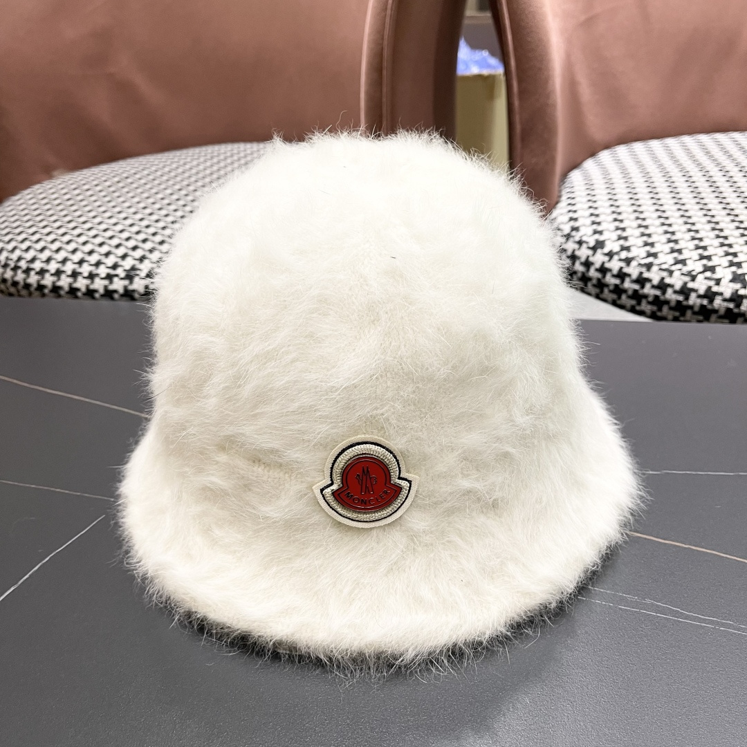 NO:580301,Moncler's new knitted plush fisherman hat, warm and versatile, street hat, trendy hat, fisherman hat, baseball cap, knitted hat, hat, Moncler, espadrilles, hats19860909蒙口moncler新款针织毛绒绒渔夫帽保暖百搭街头盆帽潮帽子渔夫帽棒球帽针织帽,帽子,Moncler,espadrilles,hats,hat
