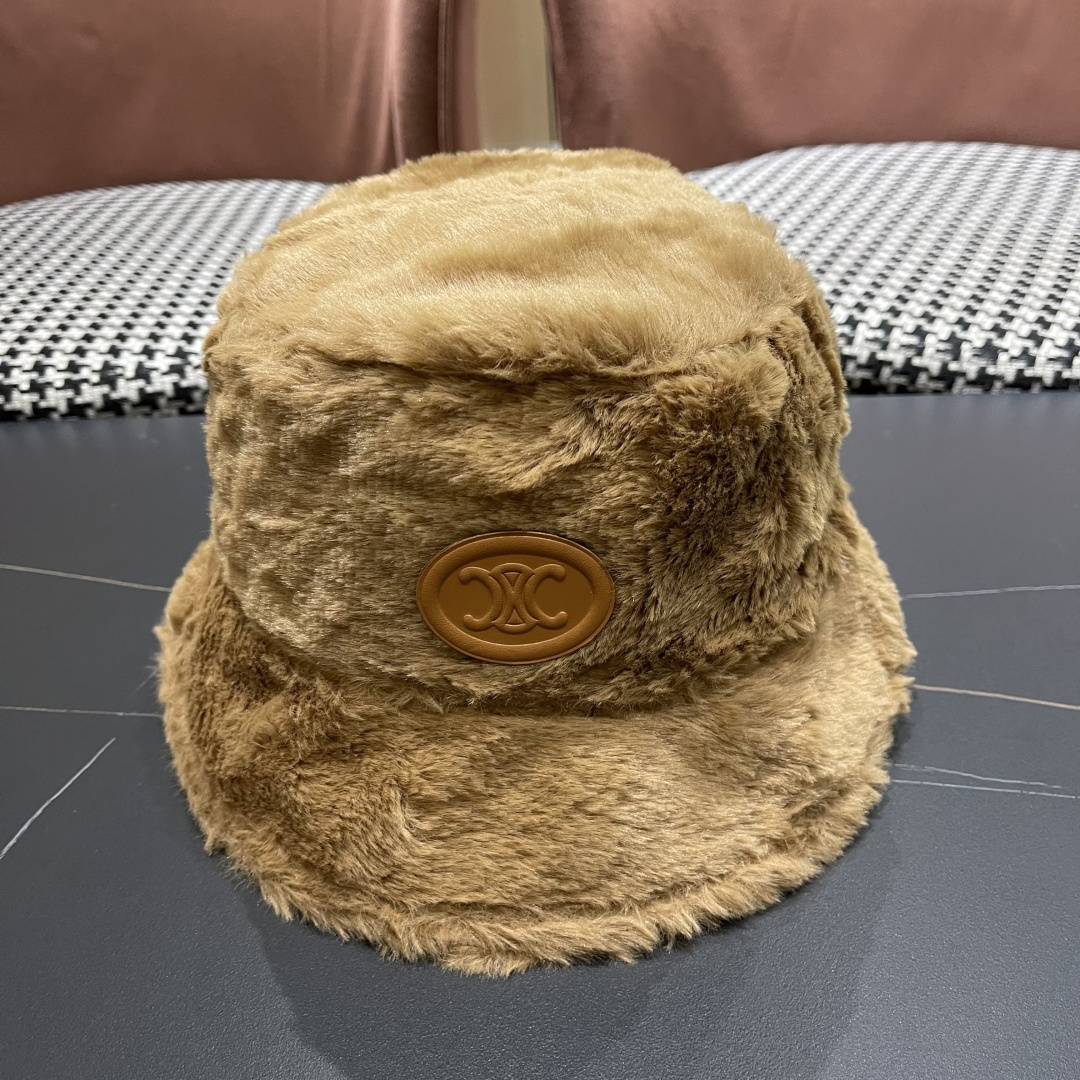 【CELINE赛琳】新款秋冬毛绒绒小桶帽渔夫帽，出街单品