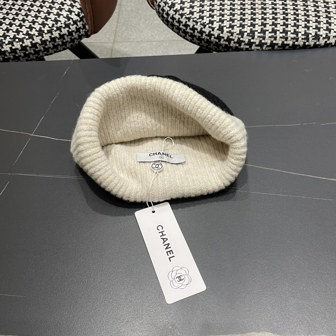CHANEL香奈儿 秋冬新款大牌同款羊毛针织毛线帽均码，吊牌齐全～出街超好搭配！ 