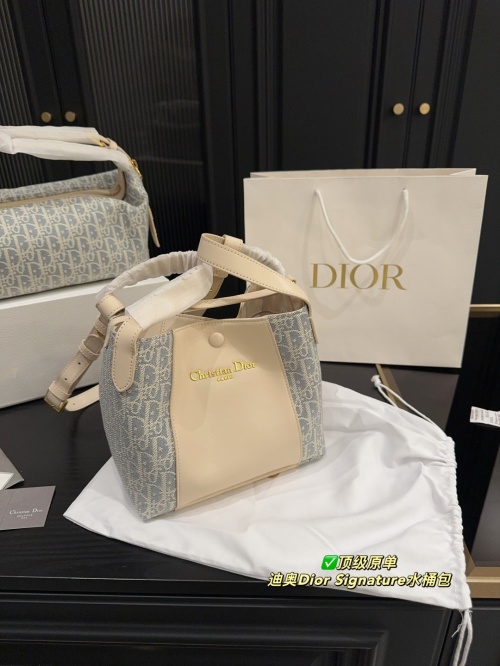Dior Signature Bucket Bag, Stylish Tote, Versatile Design - Perfect for Everyday 1 Dior Signature Bucket Bag, Stylish Tote, Versatile Design – Perfect for Everyday