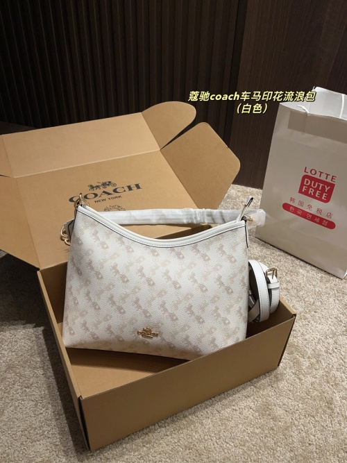 Coach Horse and Carriage Print White Shoulder Bag, 30 cm 1 Coach Horse and Carriage Print White Shoulder Bag, 30 cm