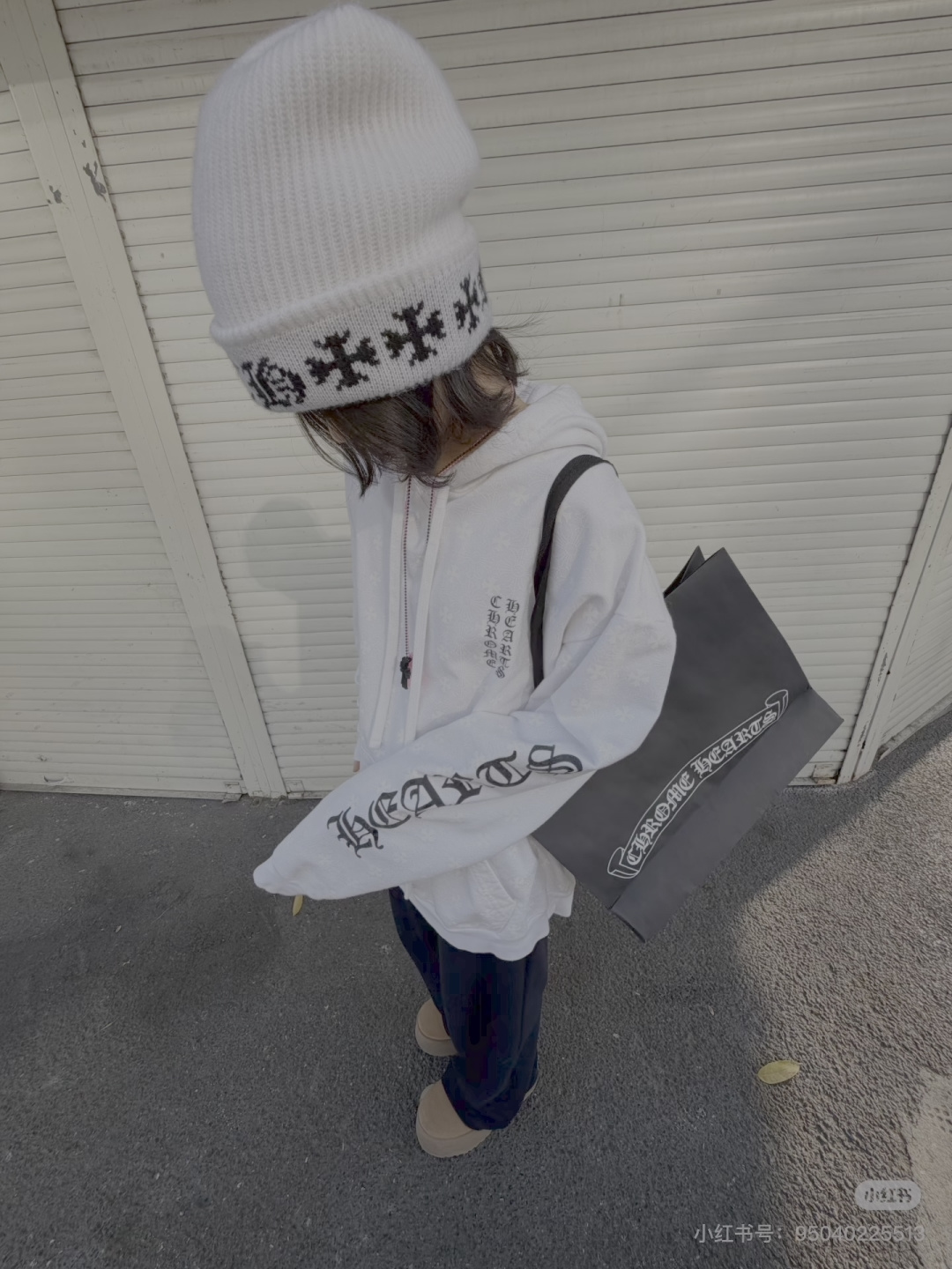 Sweatshirt