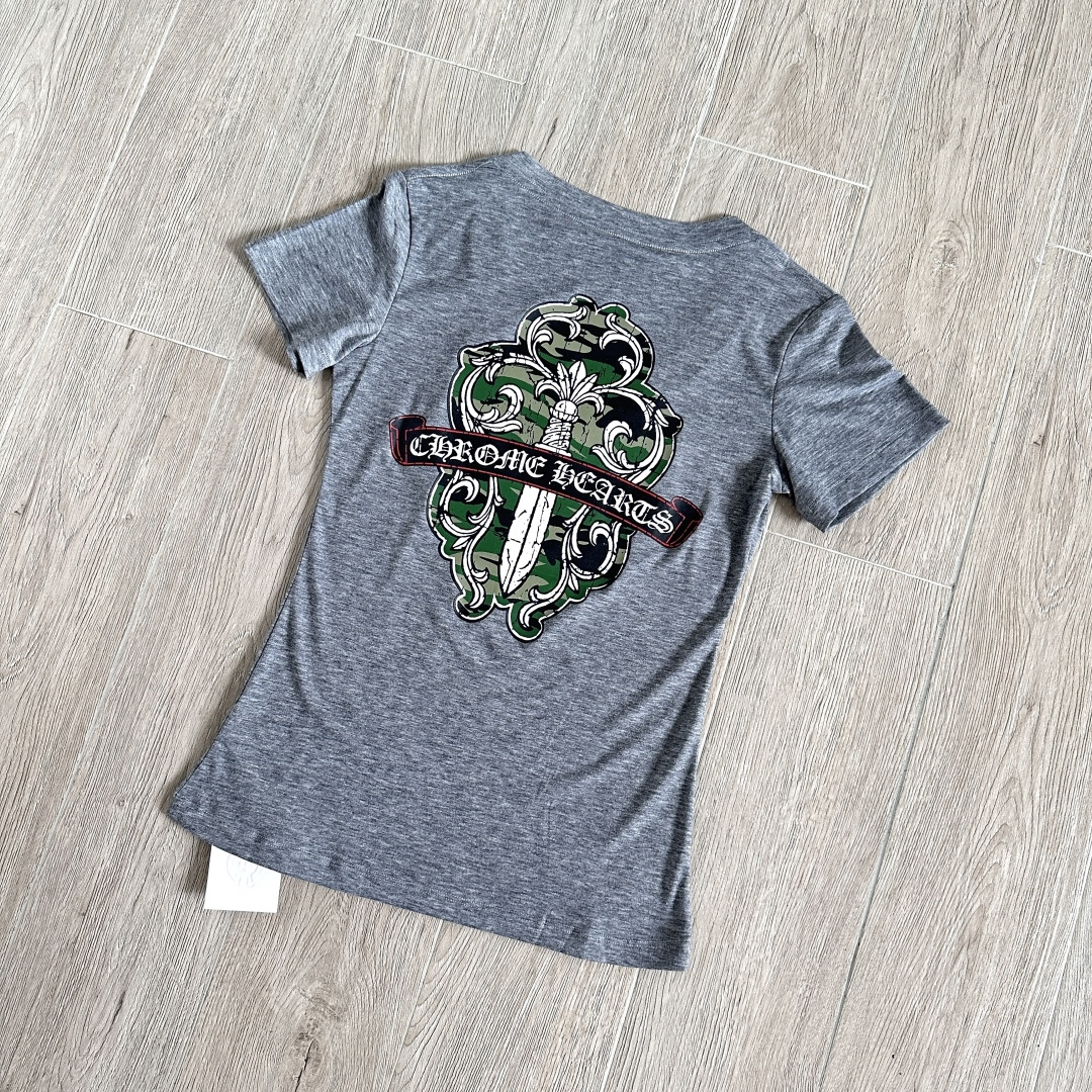 크롬하츠 여성 반팔 132869 Chrome Hearts T Shirt 썸네일 이미지