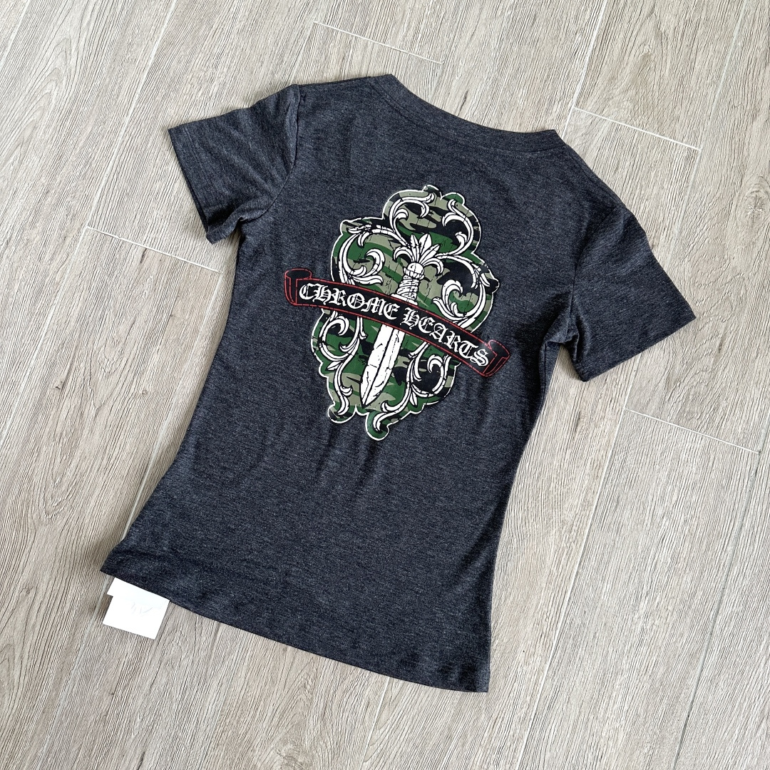 크롬하츠 여성 반팔 132869 Chrome Hearts T Shirt 썸네일 이미지