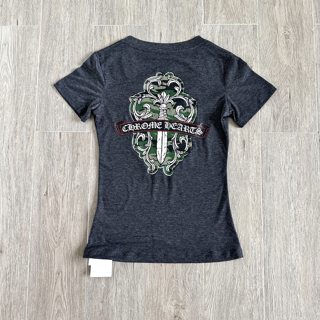 크롬하츠 여성 반팔 132869 Chrome Hearts T Shirt 썸네일 이미지