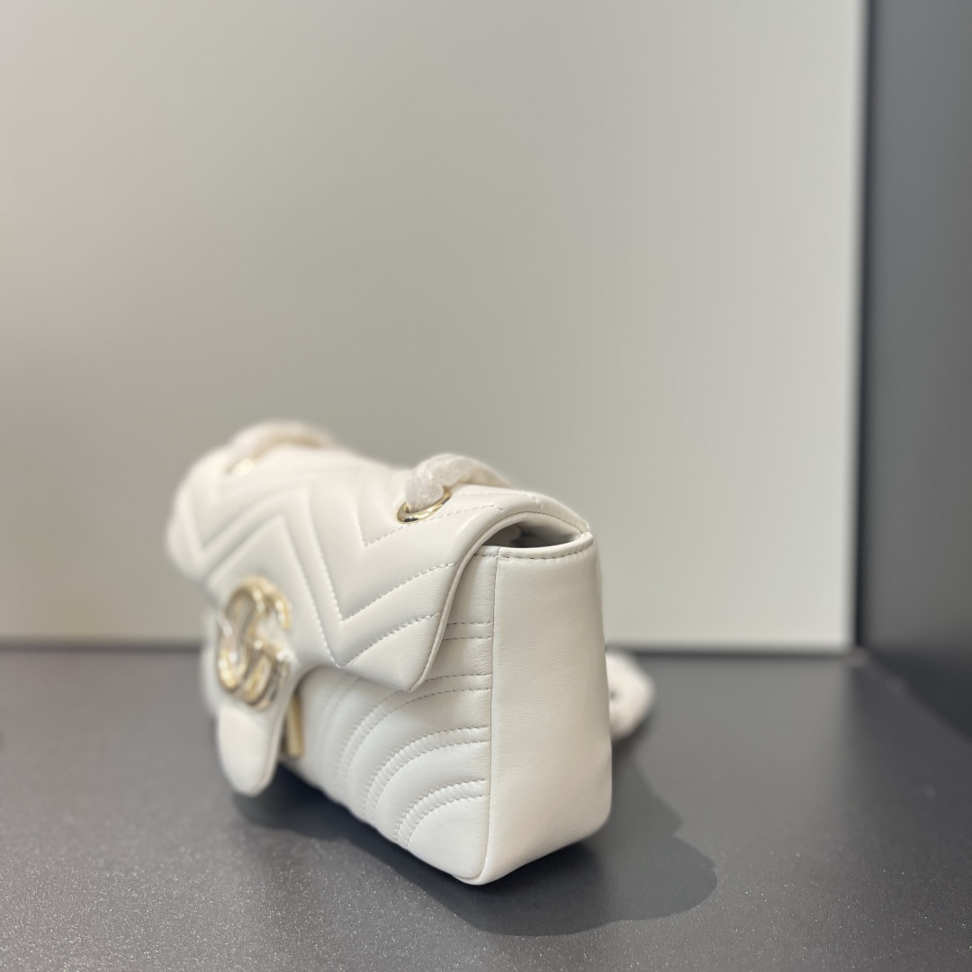 Gucci White Marmont Mini Shoulder Bag, Leather, Gold-tone Hardware, W22xH12.5xD6cm 3 cmp i1747383269491 8591 0 1