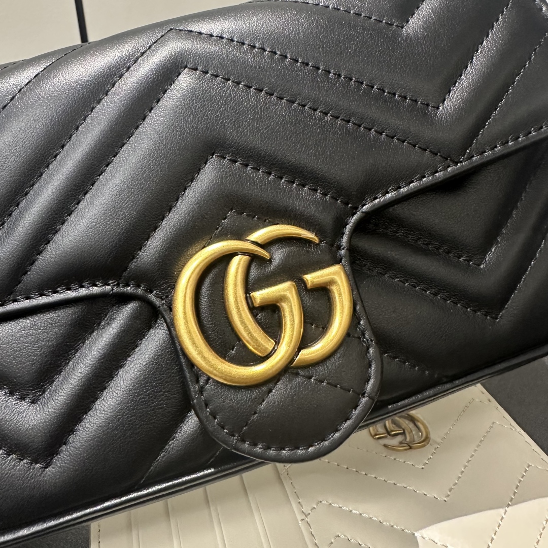 Gucci Marmont Mini Chain Bag with Card Holder, Black Leather Shoulder Bag 6 cmp i1755428966469 2410 0 5