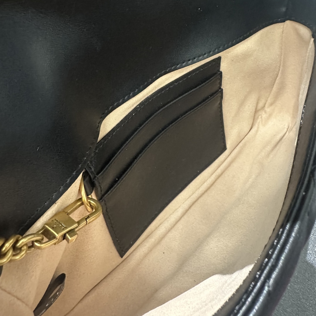 Gucci Marmont Mini Chain Bag with Card Holder, Black Leather Shoulder Bag 9 cmp i1755428972156 2277 0 7