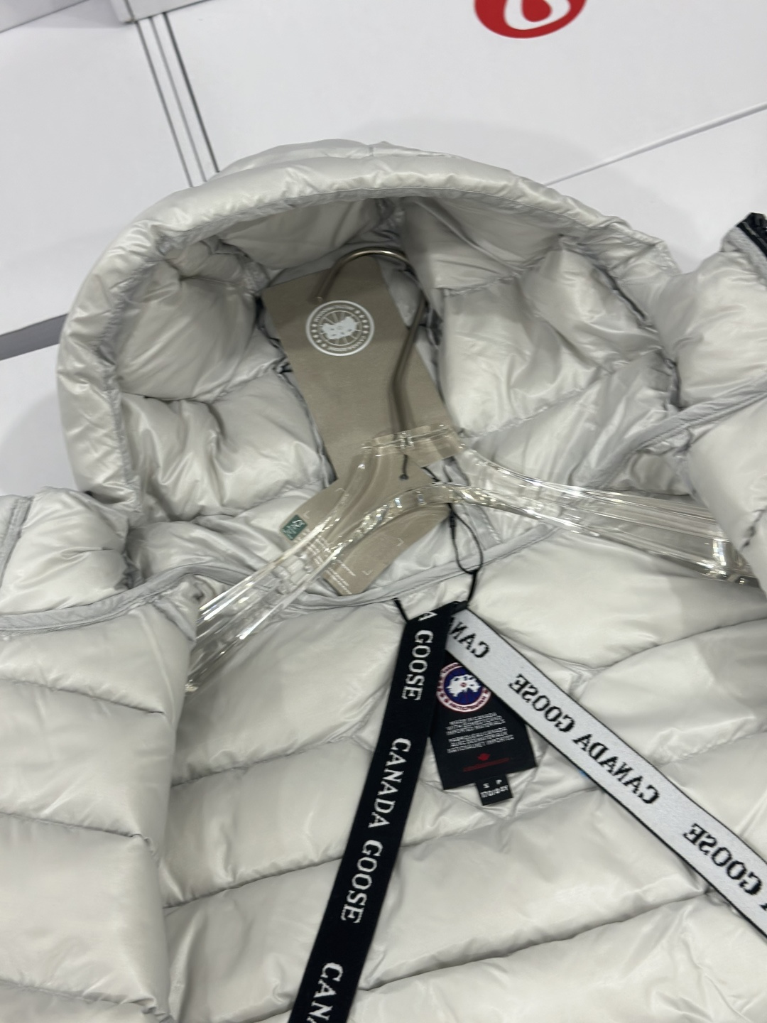 CANADA GOOSE 加拿大鹅 2227轻薄款连帽羽绒服 8