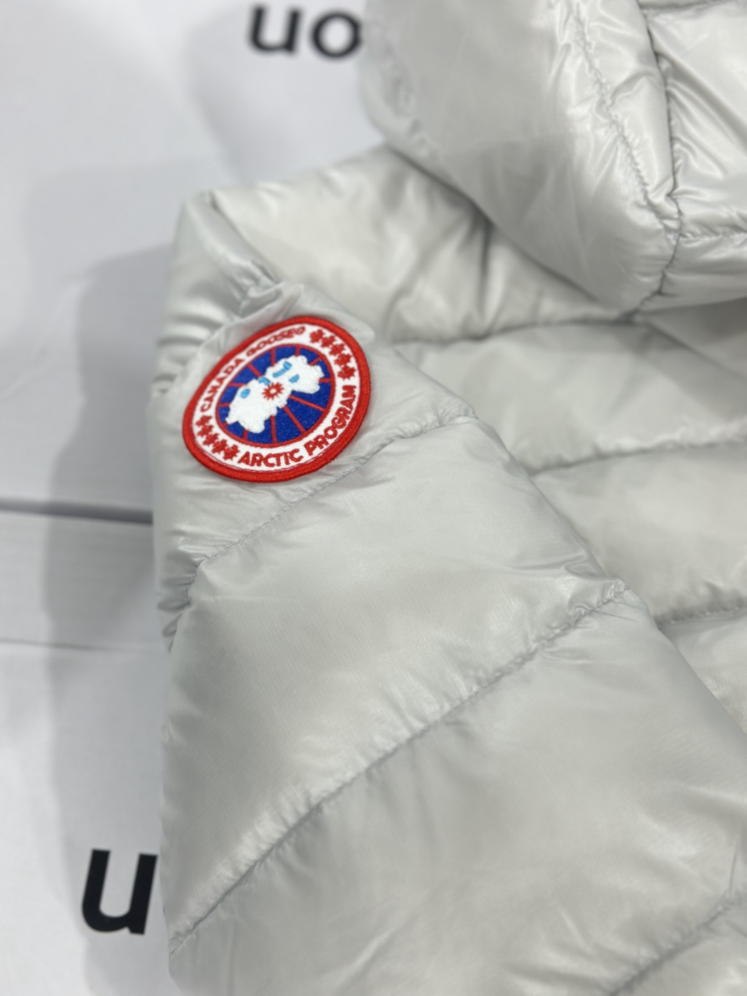 CANADA GOOSE 加拿大鹅 2227轻薄款连帽羽绒服 11