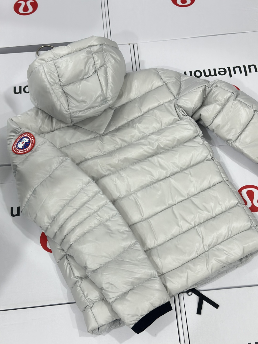 CANADA GOOSE 加拿大鹅 2227轻薄款连帽羽绒服 10
