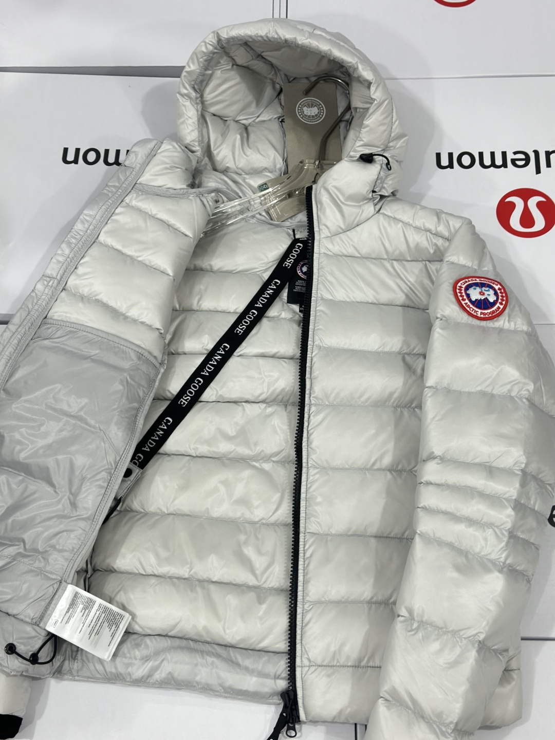 CANADA GOOSE 加拿大鹅 2227轻薄款连帽羽绒服 5