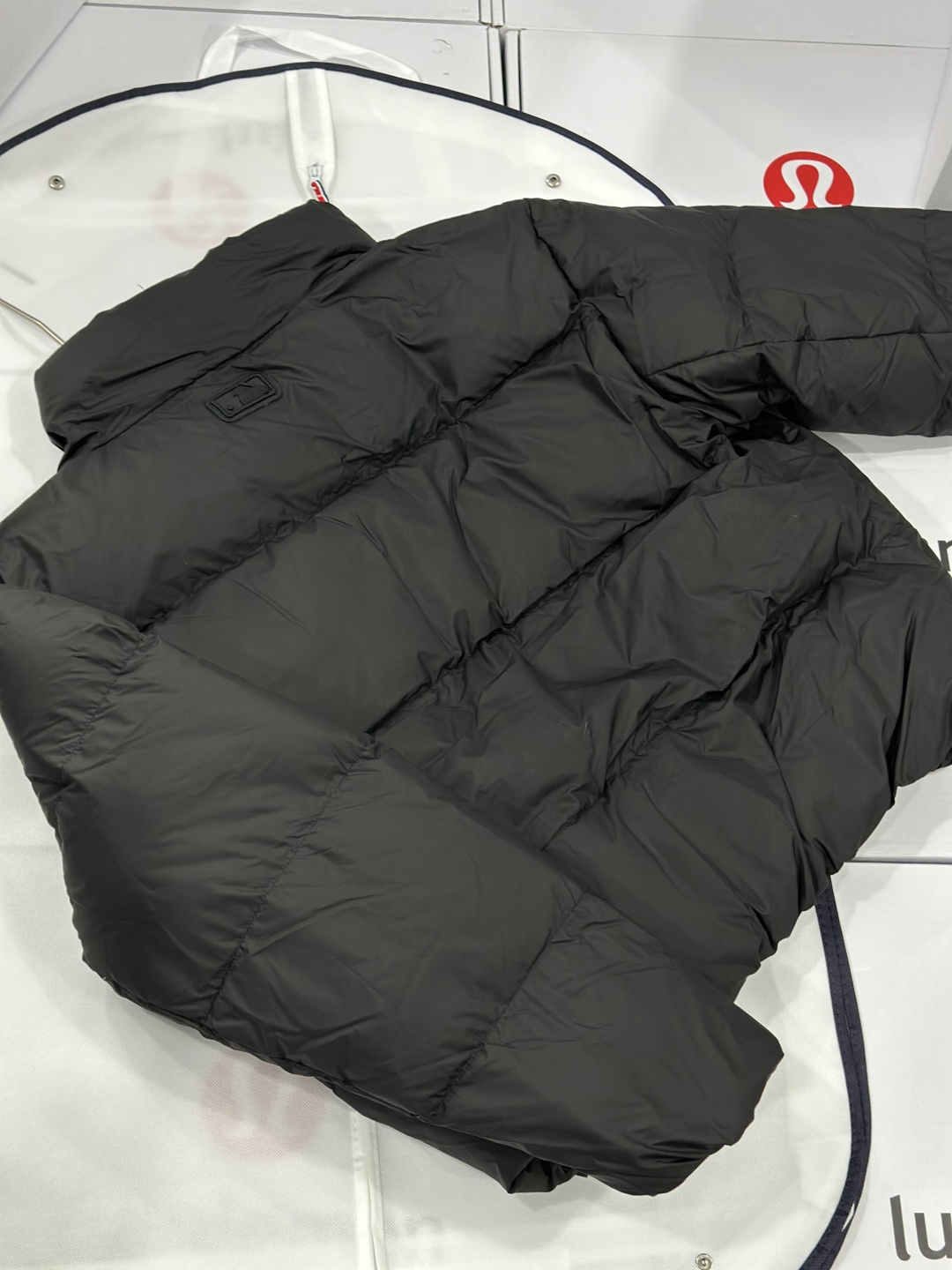 in stock 🔥 Mlb down jacket - Clothes 9