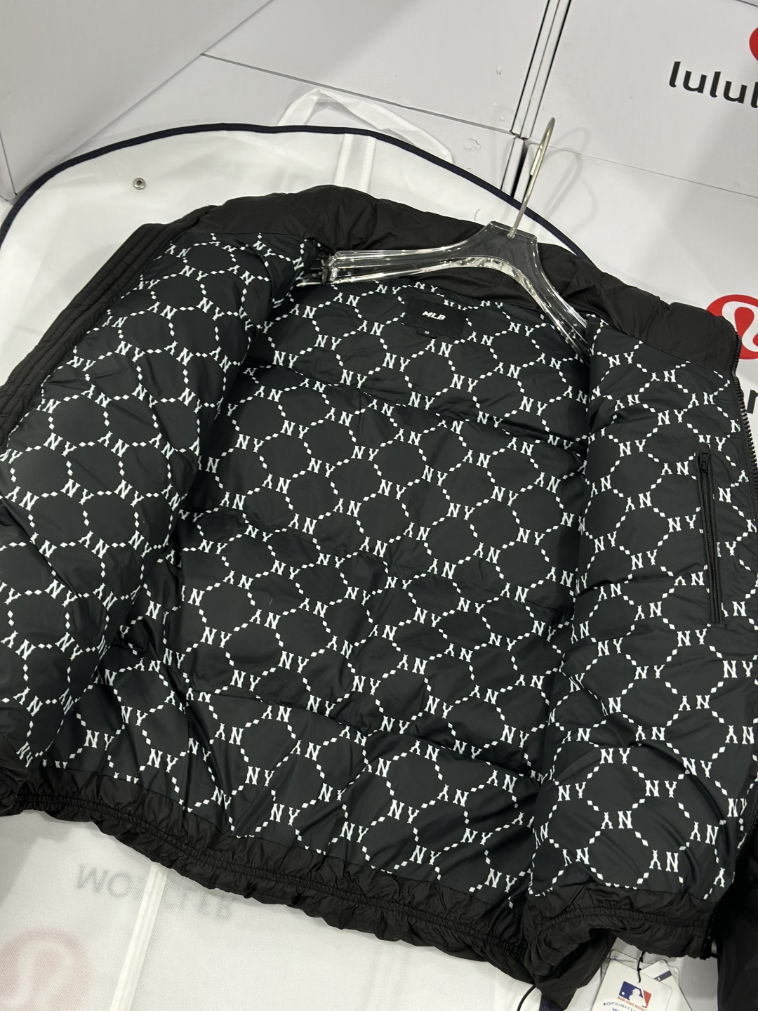 in stock 🔥 Mlb down jacket - Clothes 7