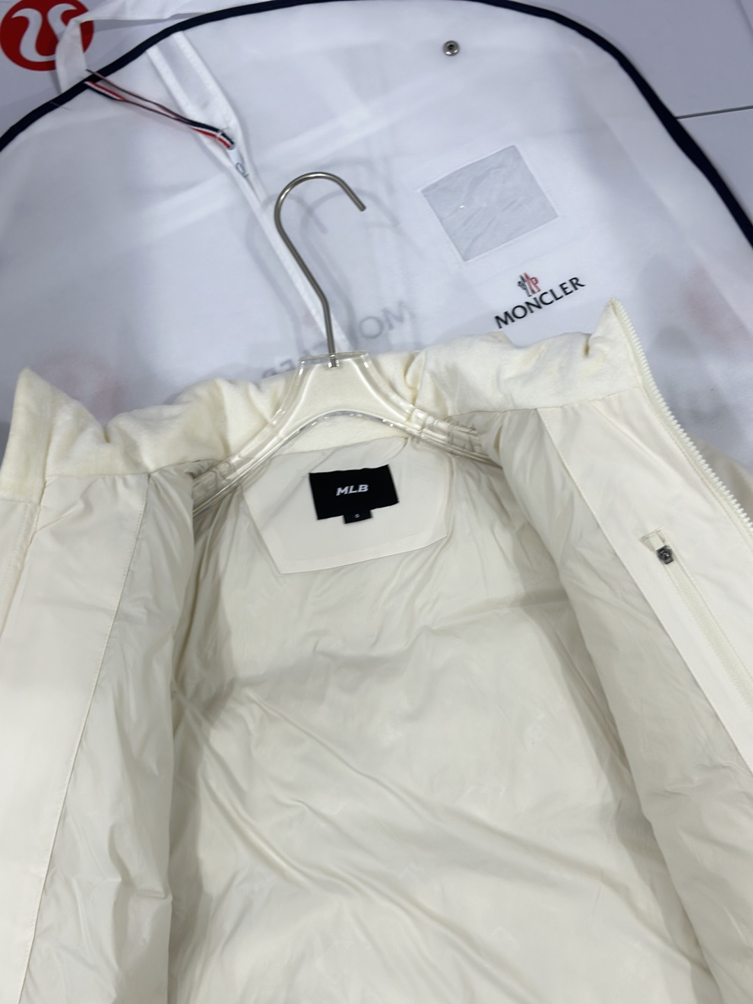 MLB Small Label Puff Down Jacket Milk WhiteSize: XS S M L XL XXL - Clothes 8