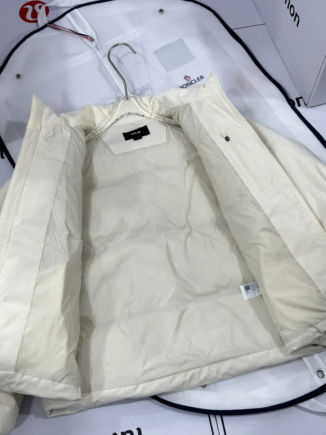 MLB Small Label Puff Down Jacket Milk WhiteSize: XS S M L XL XXL - Clothes 6