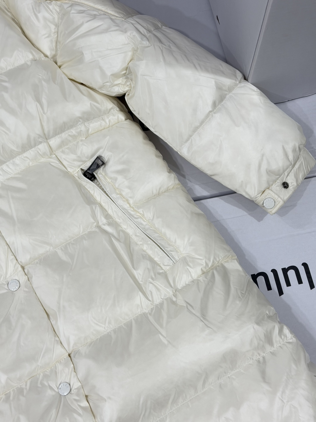 Moncler Haute Couture Designer Jacket Coat Ready-to-Wear Ref.072A0FAE 2