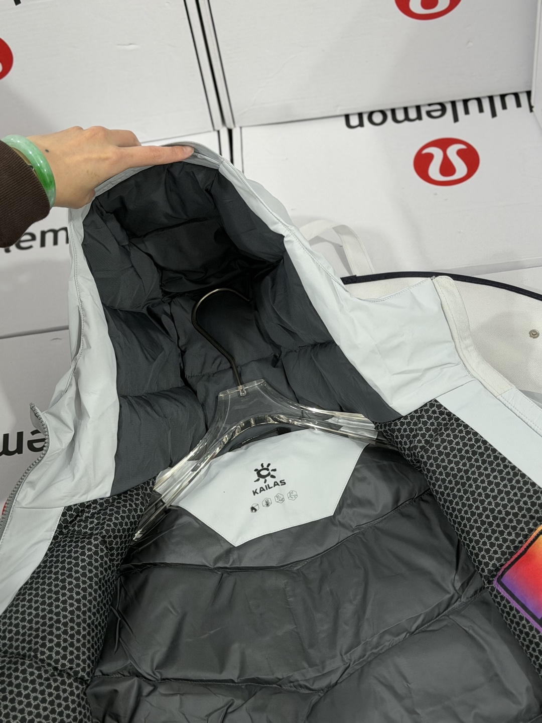菲拉格慕 Ferragamo 高定典藏名品高定成衣时装外套连衣裙衬衫T恤 #C7CFDD05 9