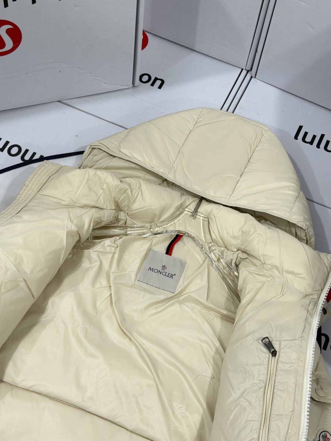 Bvlgari Haute Couture Haute Couture Ready-to-Wear Clothing Dress Jacket 9