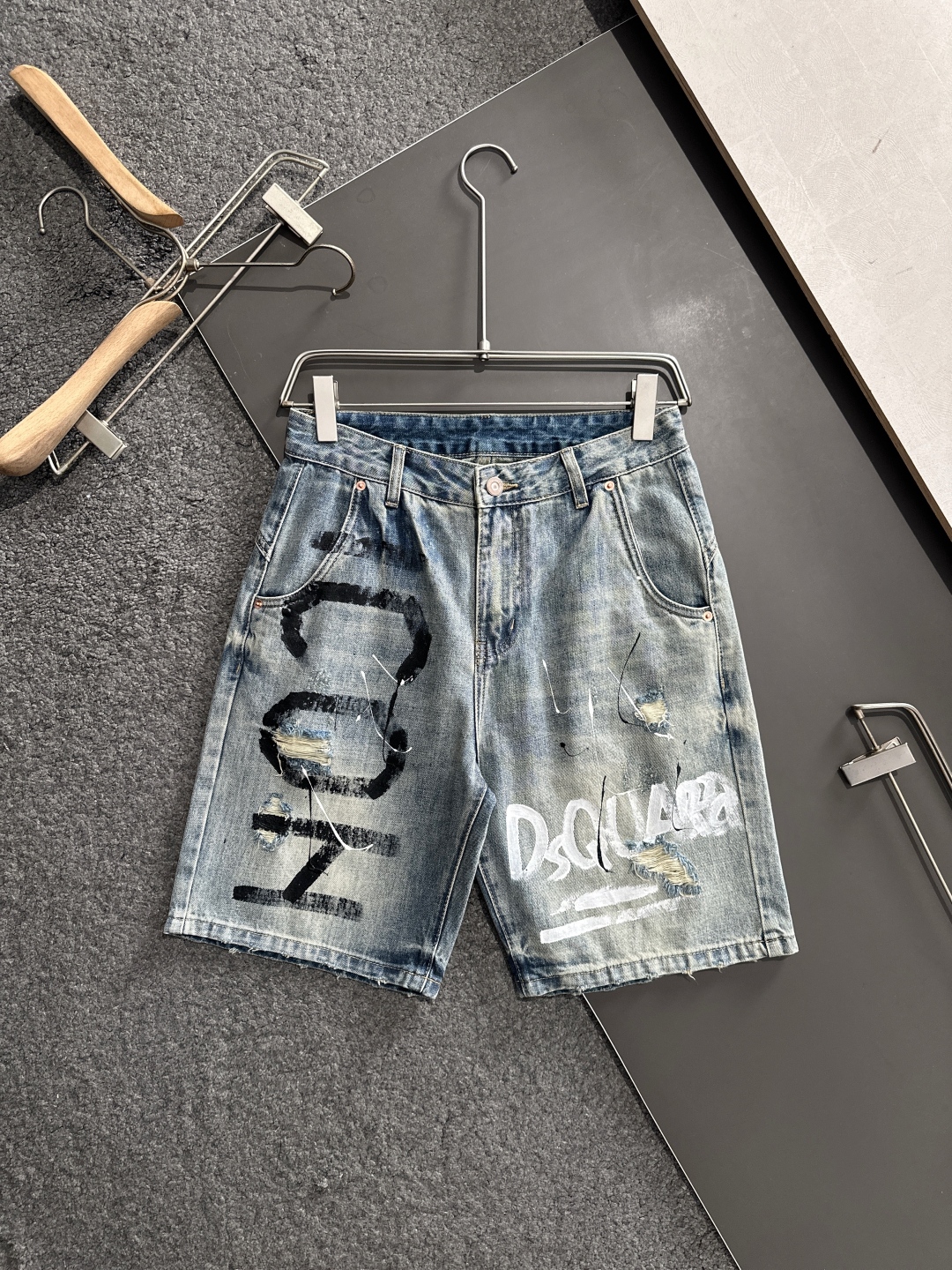 Super Customized Original Single-Explosive Jeans with Heavy Engineering Hardware, Summer Must-Have! Sizes 29-38.
