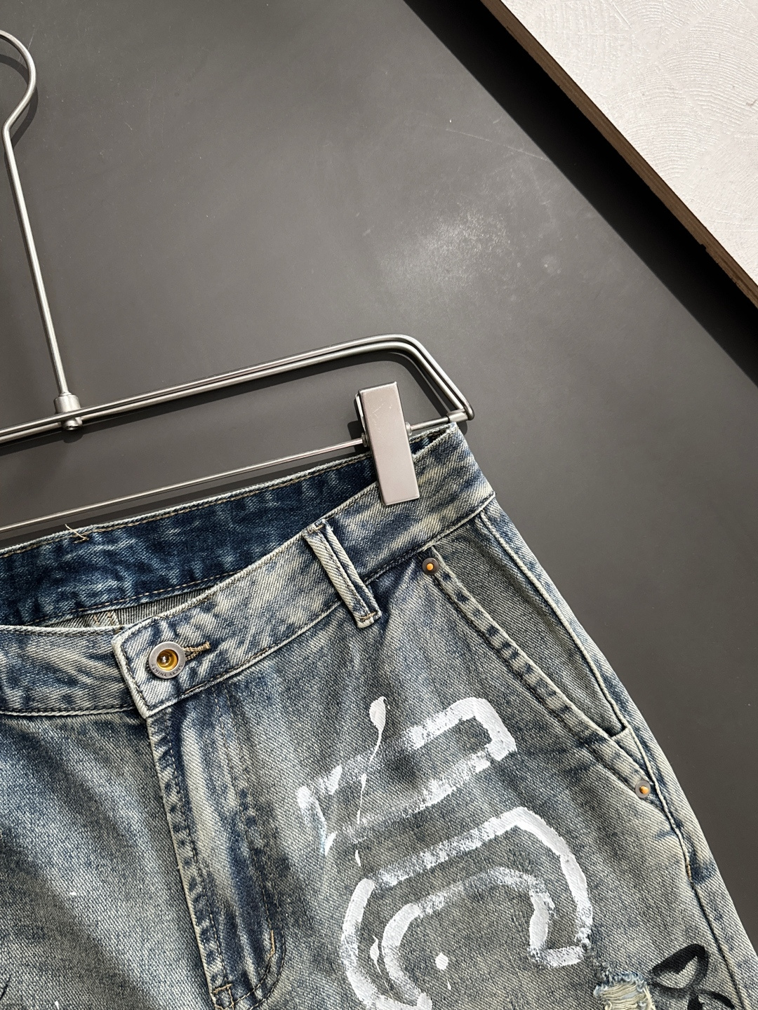 “Original Super-Heavy Engineering Jeans with Customized Hardware, Ideal for Summer (Sizes 29-38)” - 图片 4