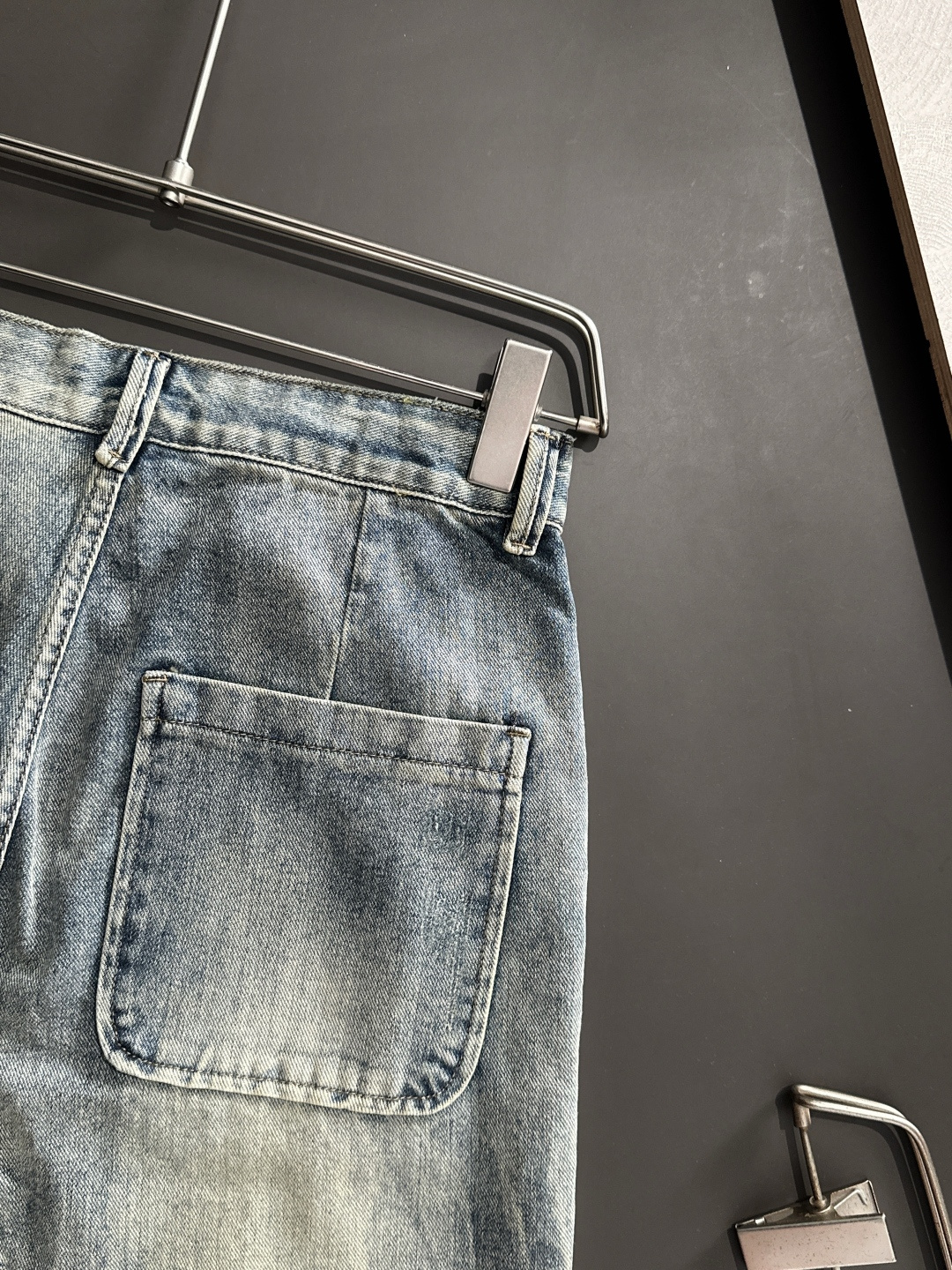 “Original Super-Heavy Engineering Jeans with Customized Hardware, Ideal for Summer (Sizes 29-38)” - 图片 7