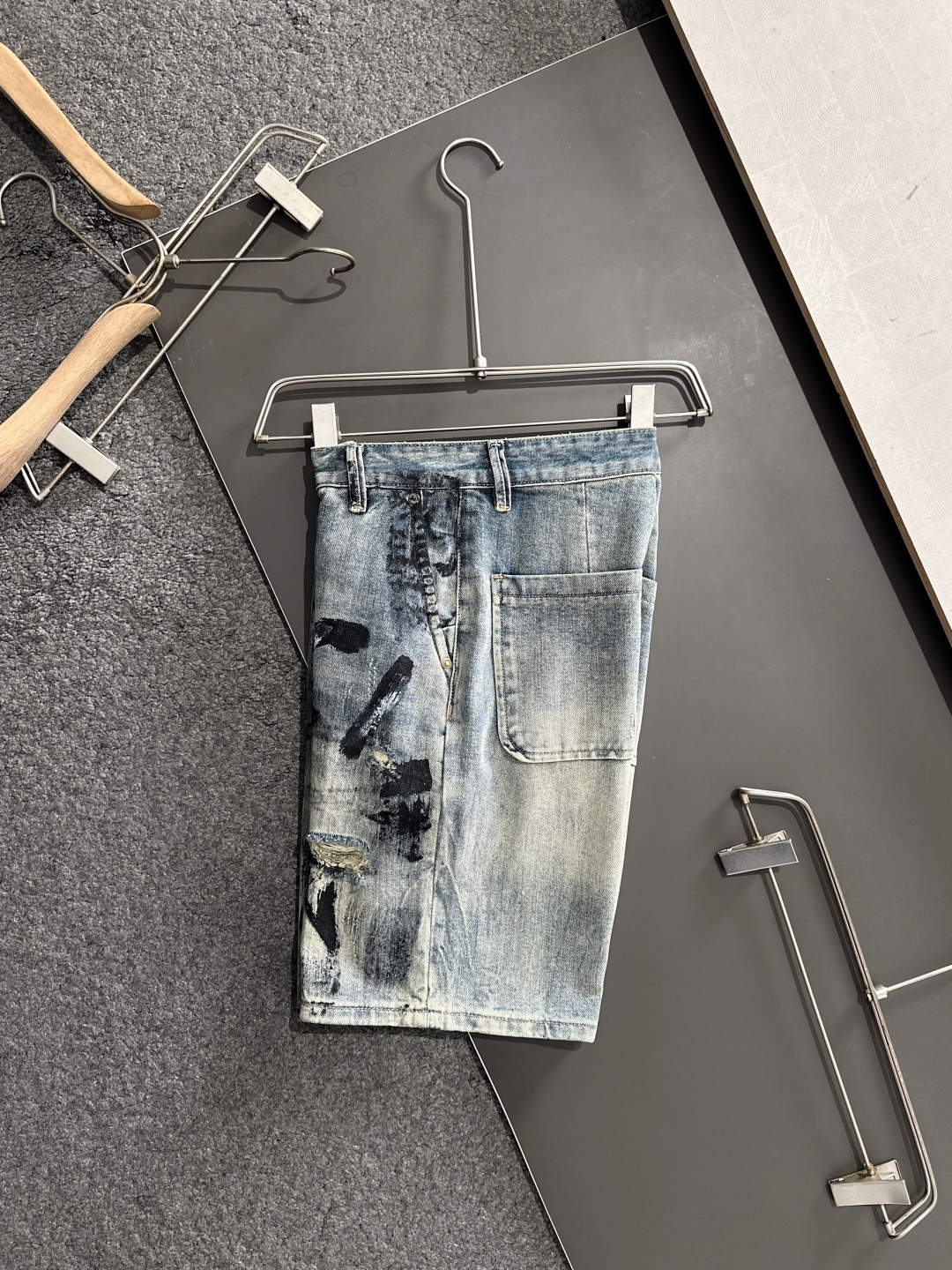 Super Customized Original Jeans with Heavy Engineering Hardware for Summer 2025 Fashion - 图片 2