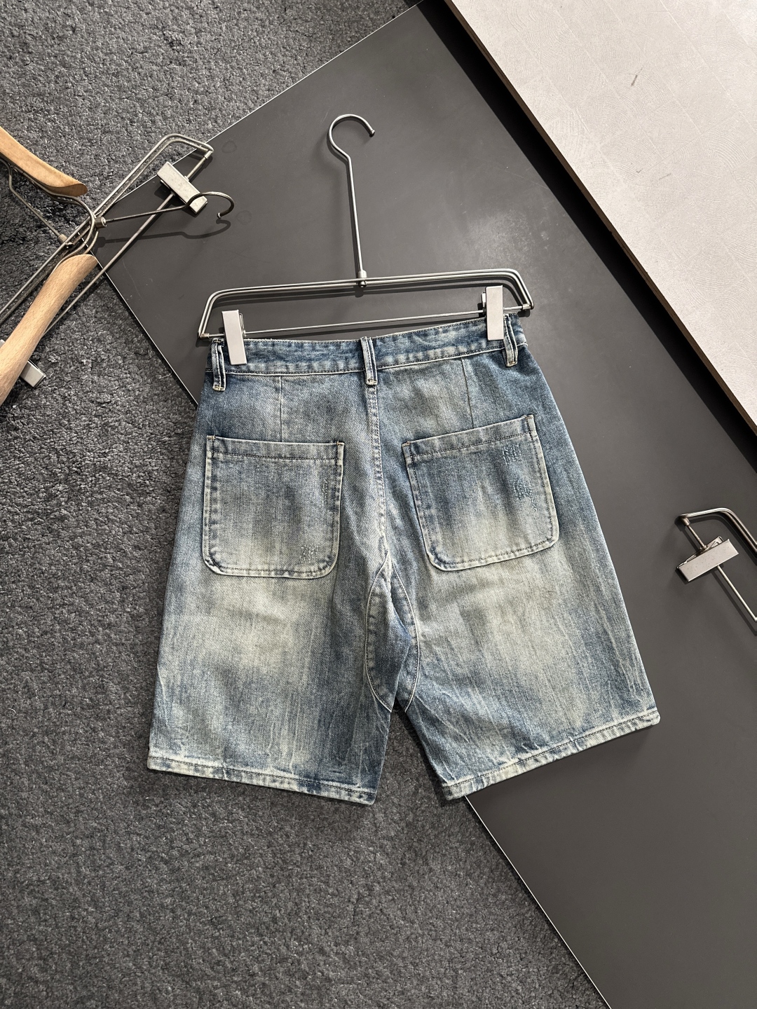 Super Customized Original Jeans with Heavy Engineering Hardware for Summer 2025 Fashion - 图片 9