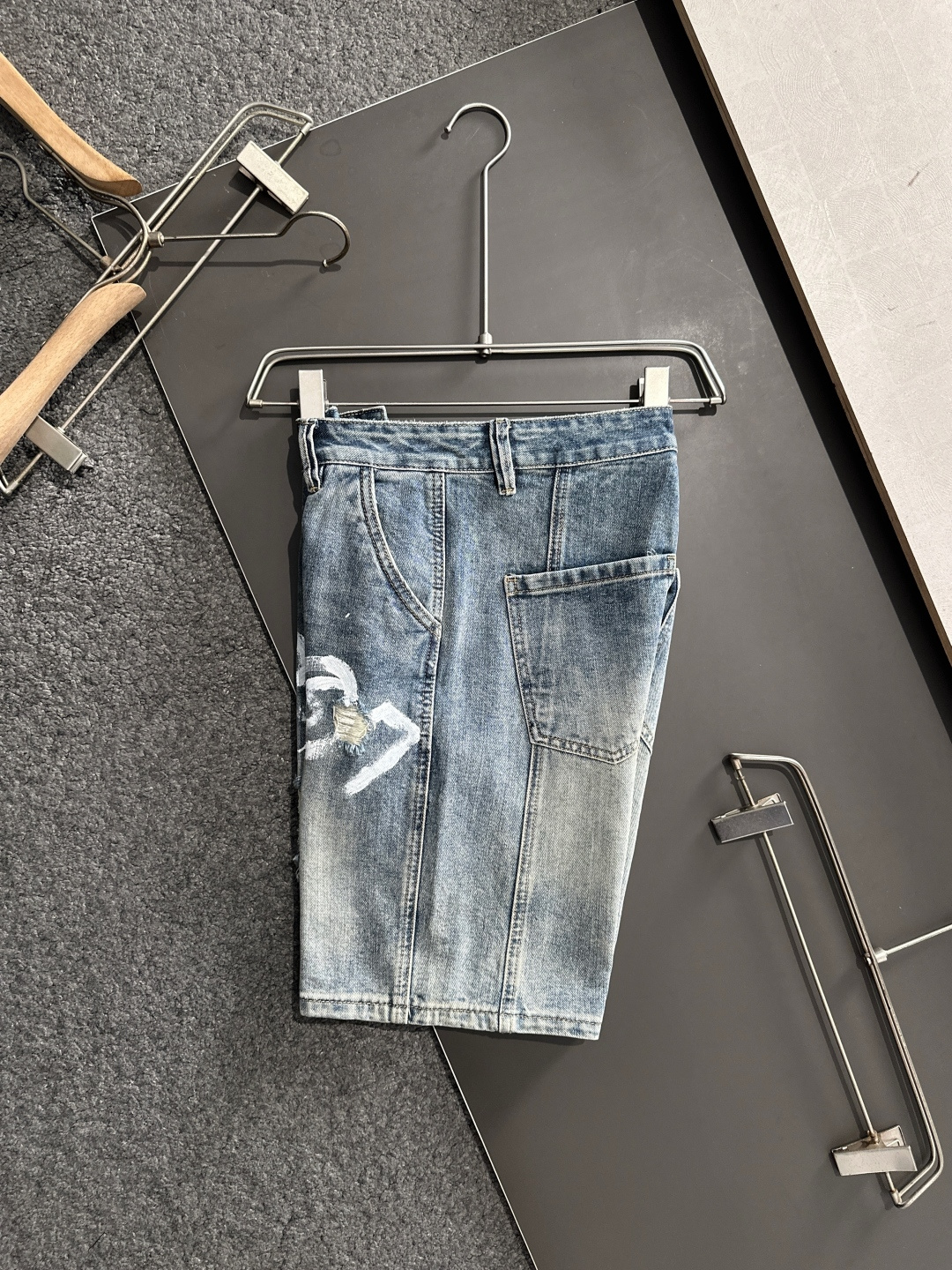 P576 MM6 2025S Super Customized Original Hardware Jeans: Heavy Engineering, Sweet Style! - 图片 3