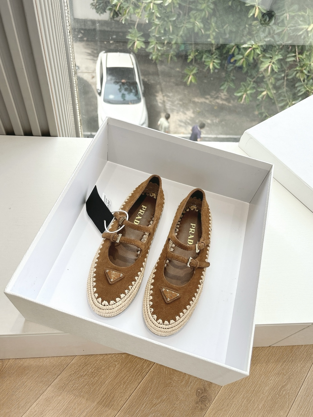 NO:266304,What you see is what you get G036 latest series!  Prada Braided Hemp Rope Fisherman's Shoes 2025 Spring and Summer New Thick-soled Sandals Triangle Button Bun Toe Half Slippers Latest Show Series Classic Upgrade Comfort and Fashion Couple Each color matches well, design and matching with different styles, Upper matte leather, Inner: Original customization, Outsole TPU sole Shoe size: 35-41 (40.41 customization, no return or replacement), single shoes, prada, prada, sandals, slippers, espadrilles19860909所见即所得G036最新系列！Prada 普拉达编织麻绳渔夫鞋2025春夏新款厚底凉鞋三角扣面包包头半拖鞋 最新走秀系列 经典升级 舒适度与时髦度并存 每个颜色搭配都好看,设计搭配不同风格需求 鞋面磨砂皮 内里: 原版定制 大底TPU底 鞋码: 35-41(40.41定制不退不换),单鞋,prada,prada,sandals,slippers,espadrilles,Women's Shoes