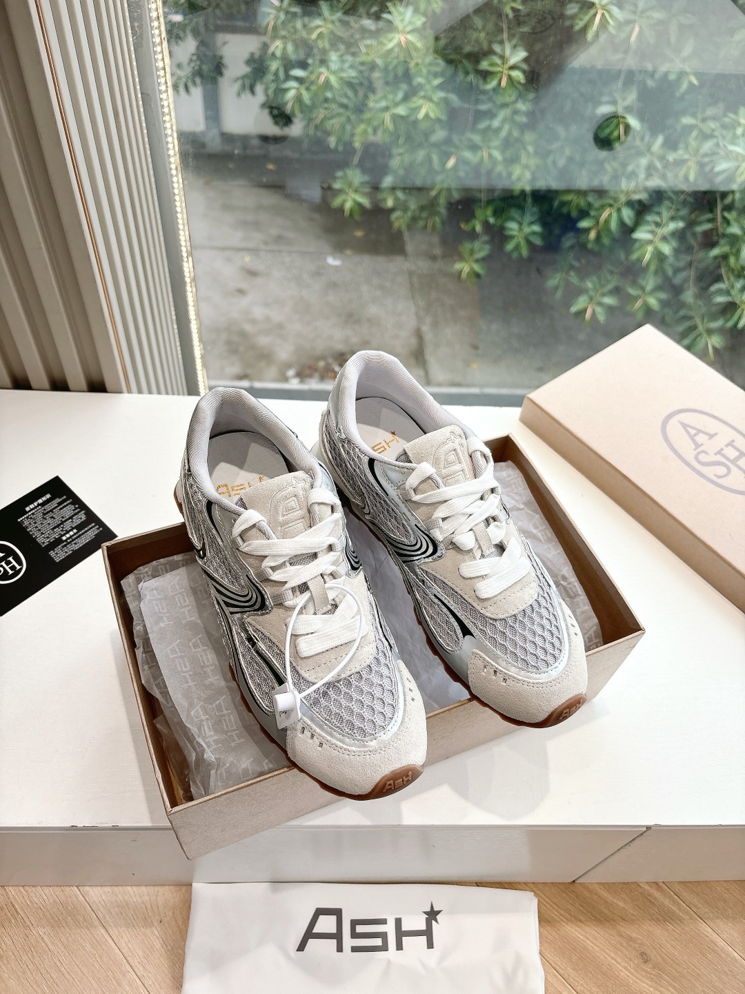 New Ash Retrospect Shoes: Stylish, Comfy, Original Cattle Skin, Imported Materials, Large Sole.
