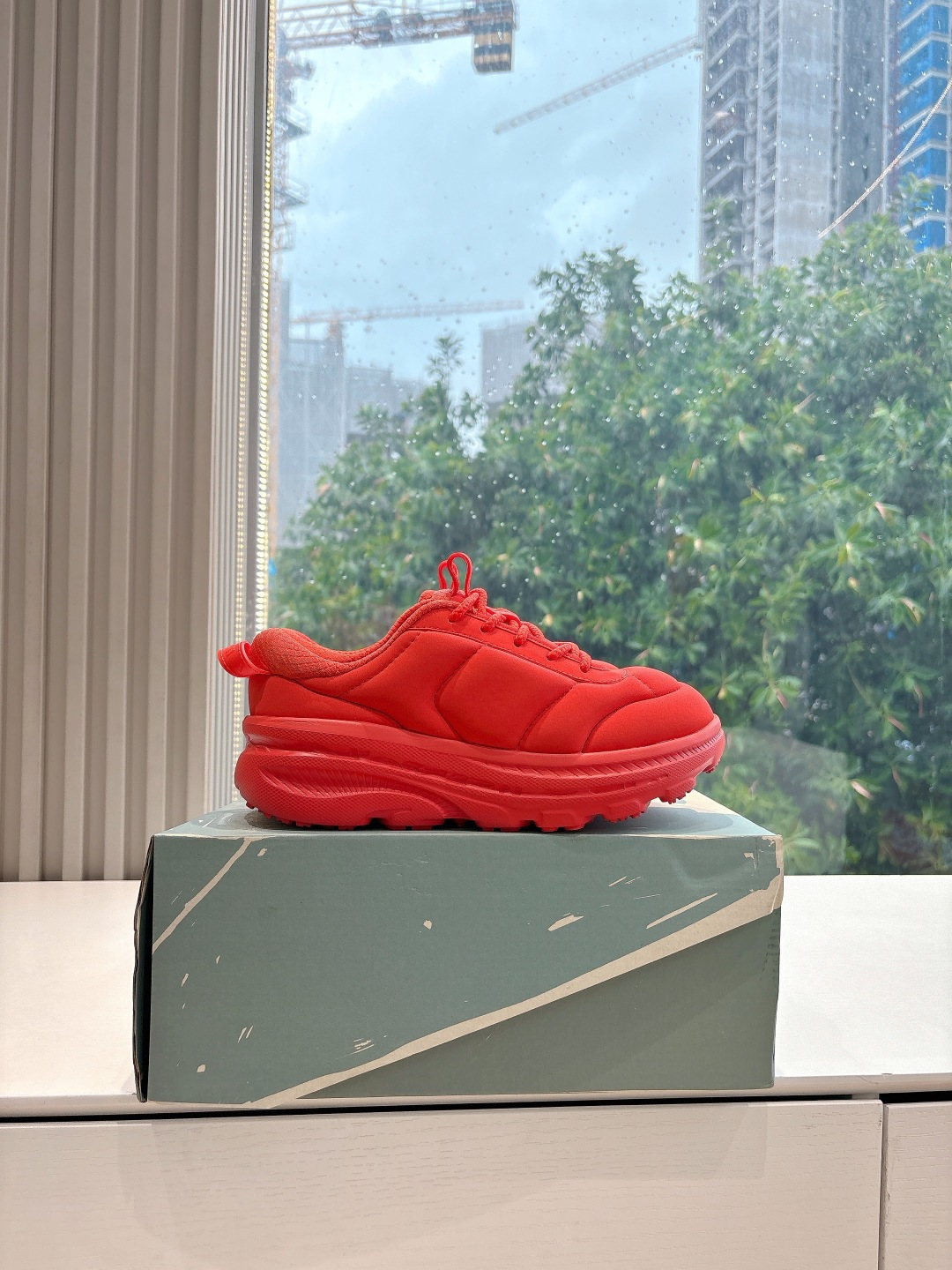 Marni x Hoka Bondi B3 Sneakers: Fashionable Comfort for Sport Enthusiasts - 图片 7