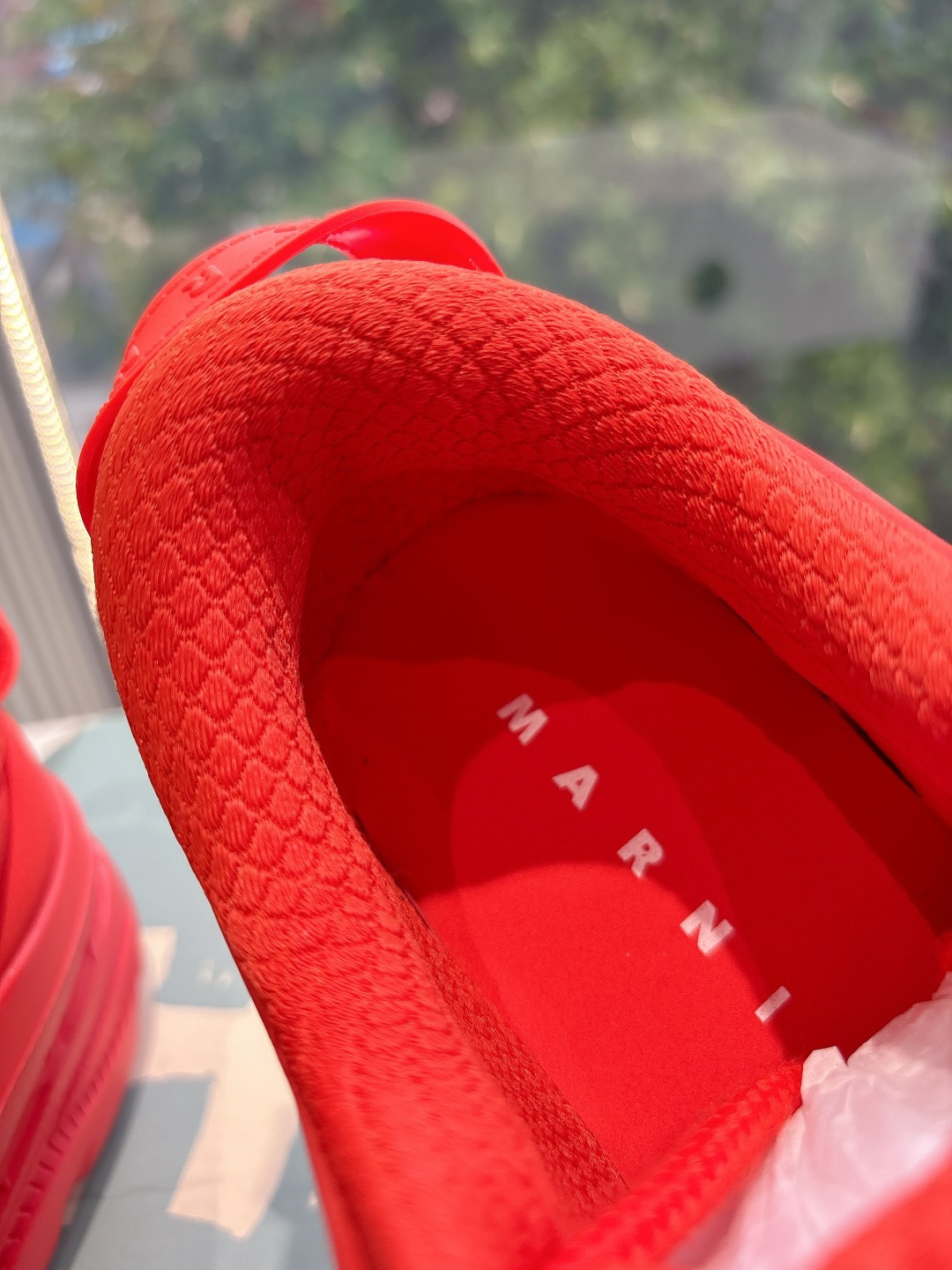 Marni x Hoka Bondi B3 Sneakers: Fashionable Comfort for Sport Enthusiasts - 图片 8