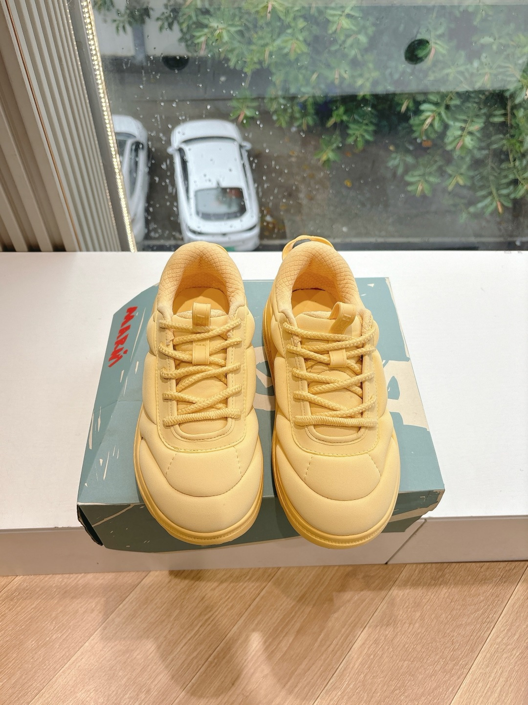 Marni x Hoka Bondi B3: Fashionable Comfort in Sneaker Collaboration - 图片 4