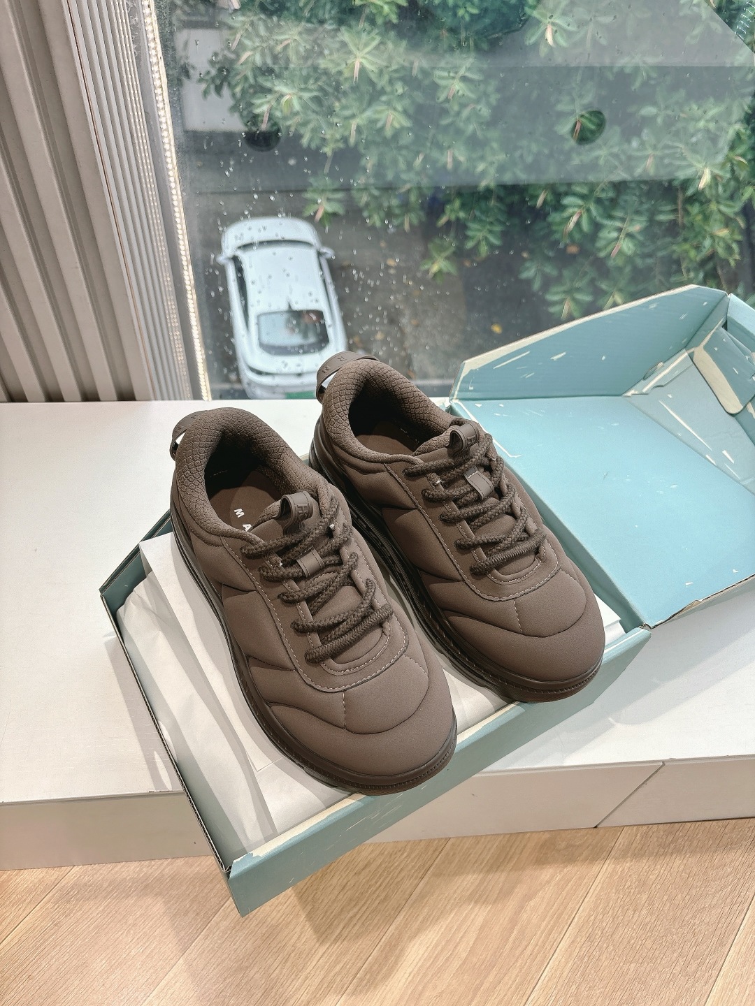 Marni x Hoka Bondi B3: Fashionable and Comfortable Sneakers with High-Quality Materials