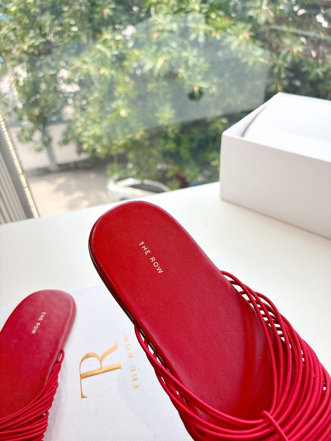 Comfortable Flat Leather Sandals: Versatile and Stylish Footwear Option - 图片 9