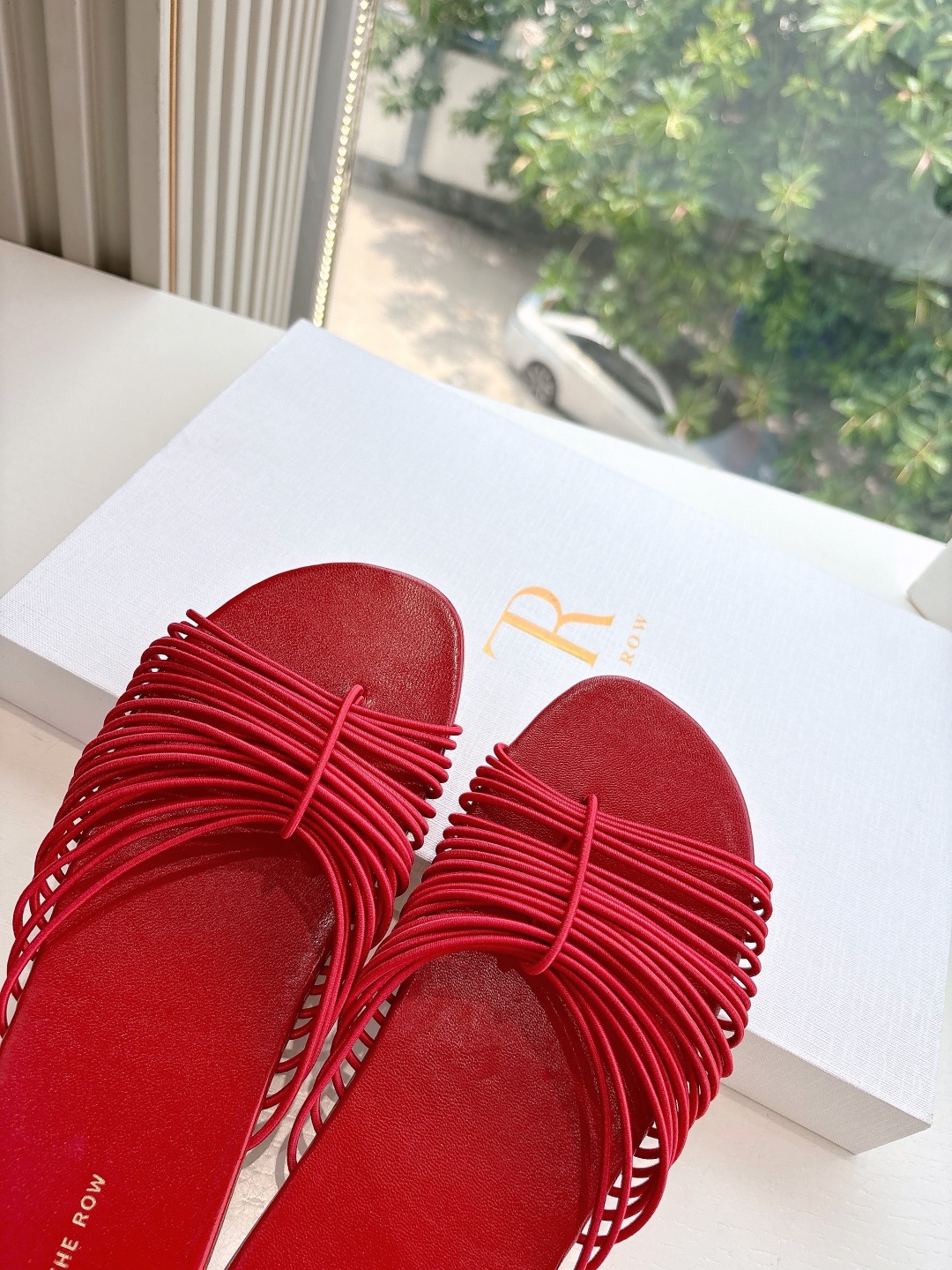 Comfortable Flat Leather Sandals: Versatile and Stylish Footwear Option - 图片 8
