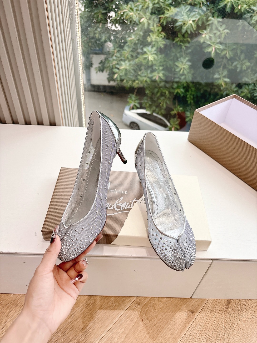 Unique Two-Headed Ballet Shoe: Comfortable, Stylish, and Romantic - 图片 5