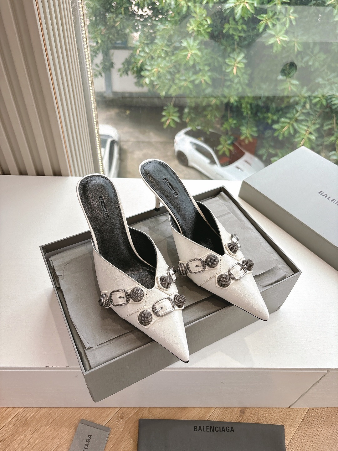 Stylish Feminine Shoes: Natural Patterns, Imported Materials, Italian Bottom – Size 35-42 Customized - 图片 1