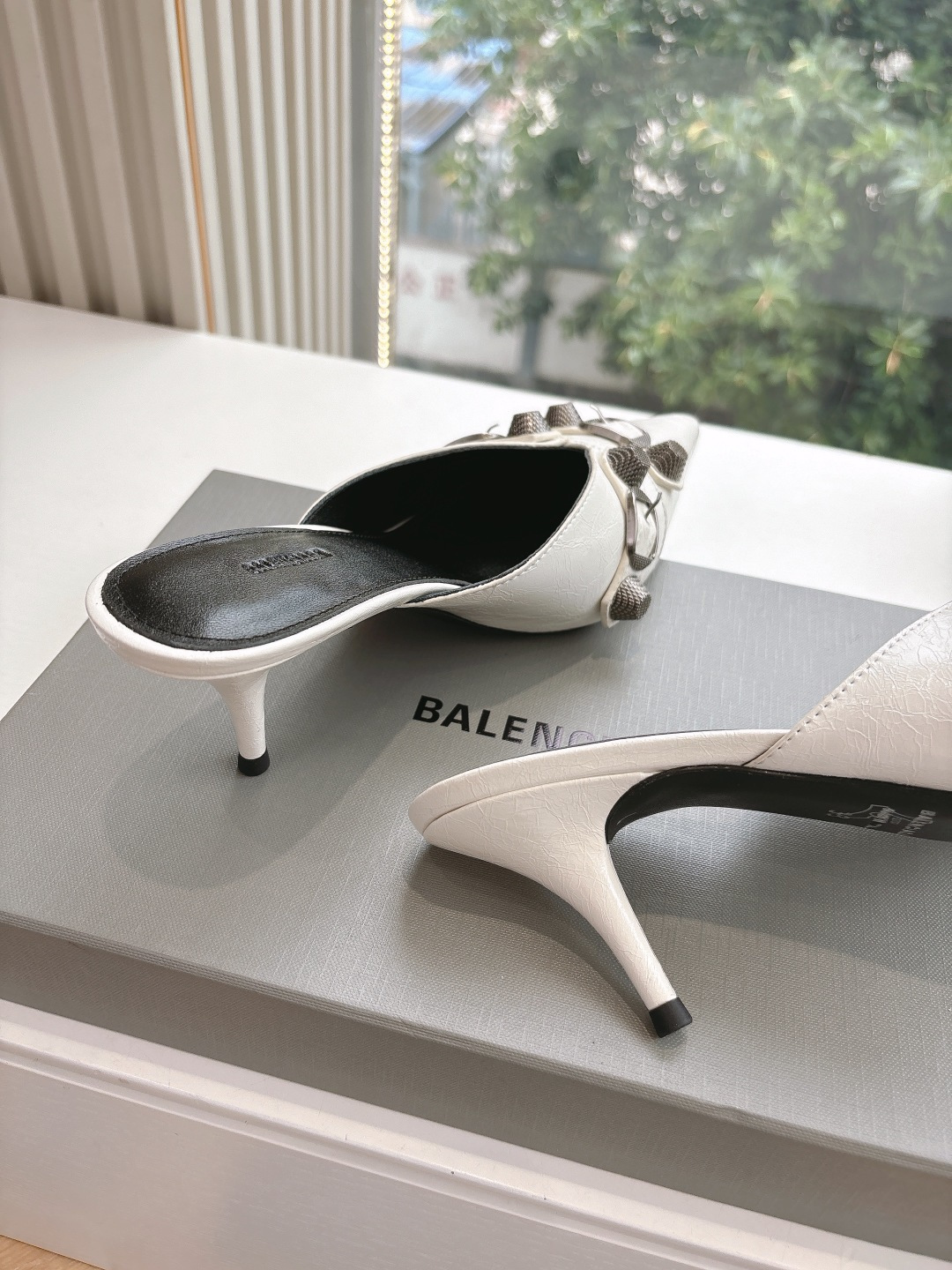 Stylish Feminine Shoes: Natural Patterns, Imported Materials, Italian Bottom – Size 35-42 Customized - 图片 9