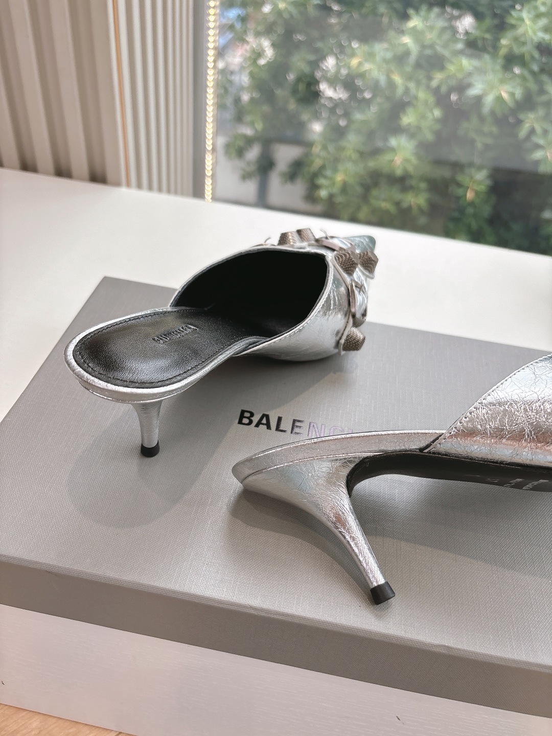 Stylish Feminine Shoes with Natural Patterns and Custom Sizing Options - 图片 9