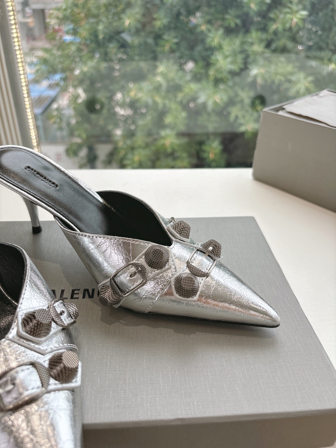 Stylish Feminine Shoes with Natural Patterns and Custom Sizing Options - 图片 8