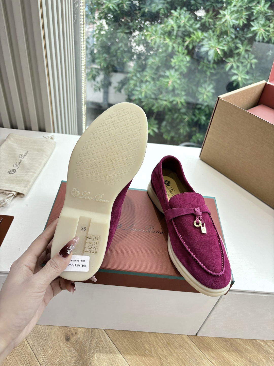 🌾G219专柜原单品质所见即所得Loro Pian*经典爆款出品lp顶级版本 英伦流苏平底乐福鞋原来这就