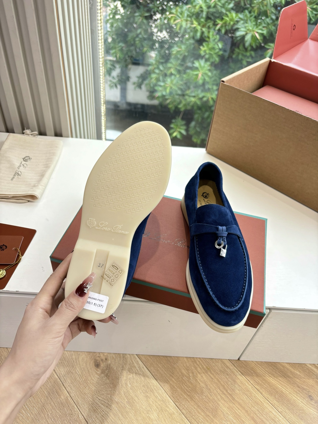 🌾G219专柜原单品质所见即所得Loro Pian*经典爆款出品lp顶级版本 英伦流苏平底乐福鞋原来这就