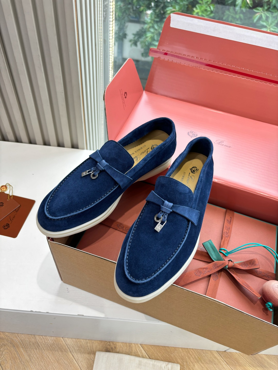 🌾G219专柜原单品质所见即所得Loro Pian*经典爆款出品lp顶级版本 英伦流苏平底乐福鞋原来这就