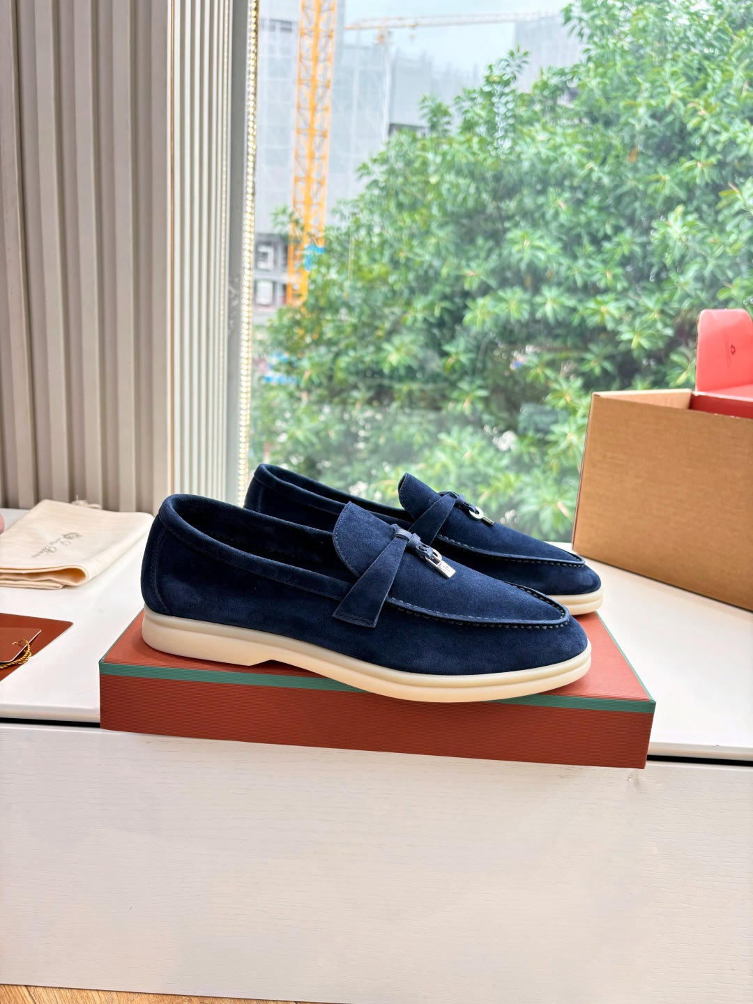 🌾G219专柜原单品质所见即所得Loro Pian*经典爆款出品lp顶级版本 英伦流苏平底乐福鞋原来这就